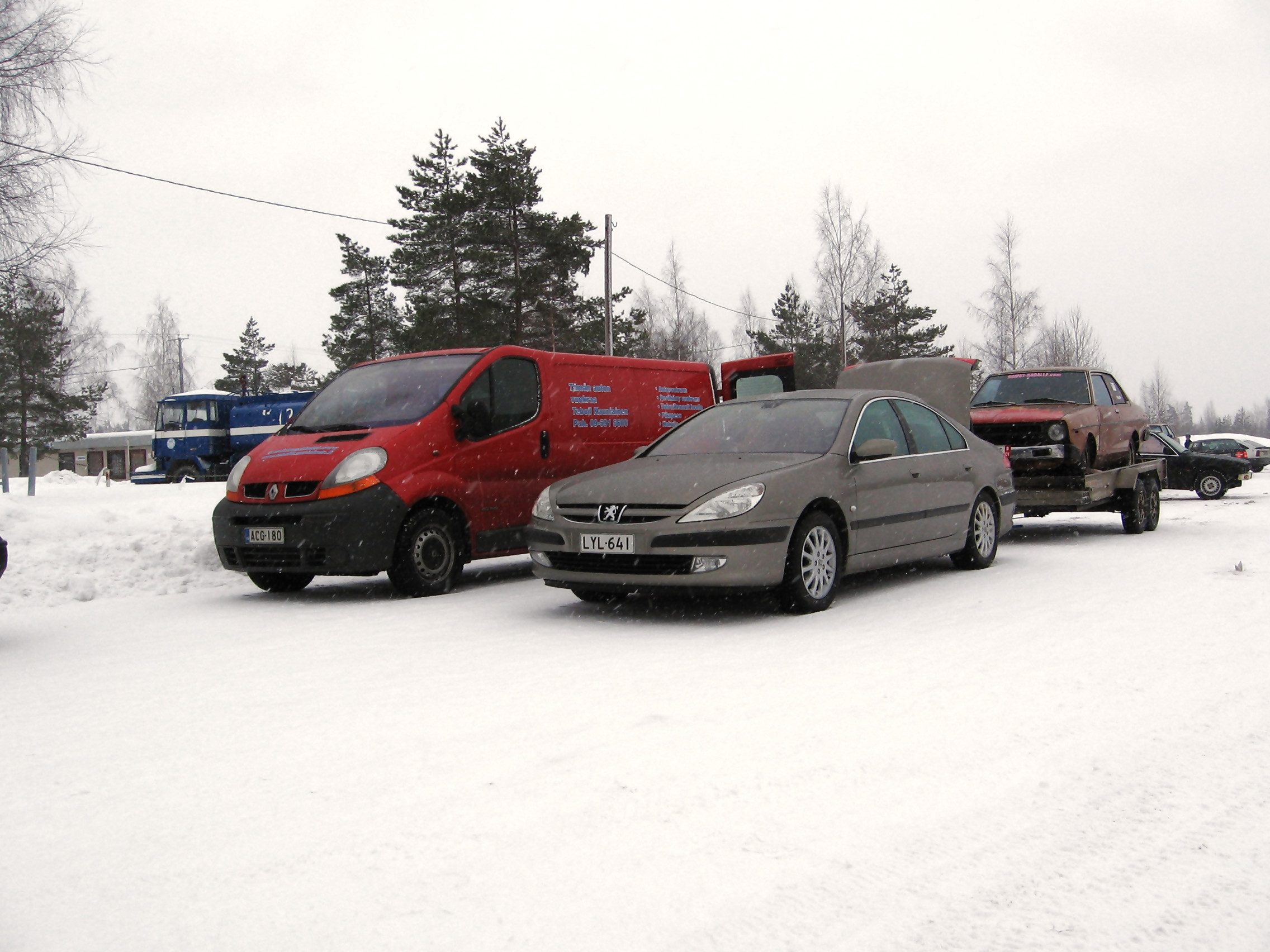 X-treme On Ice 2 18.3.2006 HyvinkÃ¤Ã¤, Vetoautot