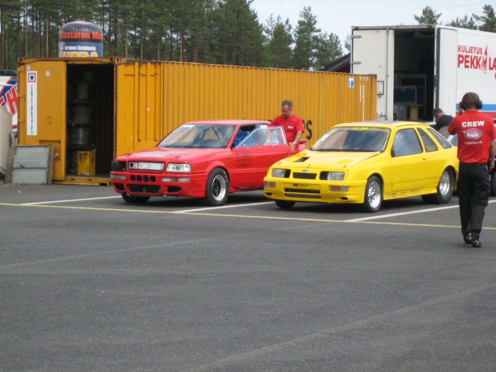 Drag Race Kamasa Tools Nationals Alastaro 7-8.6.2008, Punainen Audi ja Keltainen Sierra