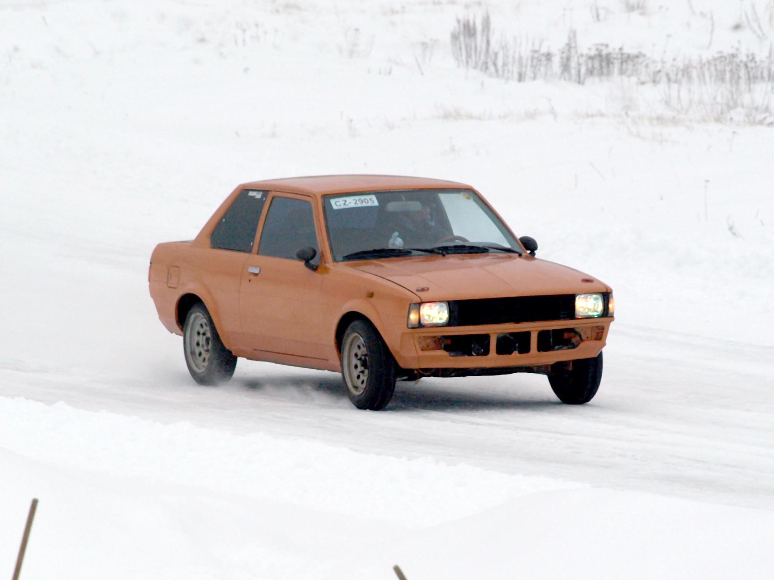 Radalle.com jÃ¤Ã¤ratapÃ¤ivÃ¤ 24.1.2009 HyvinkÃ¤Ã¤, Corolla KE70