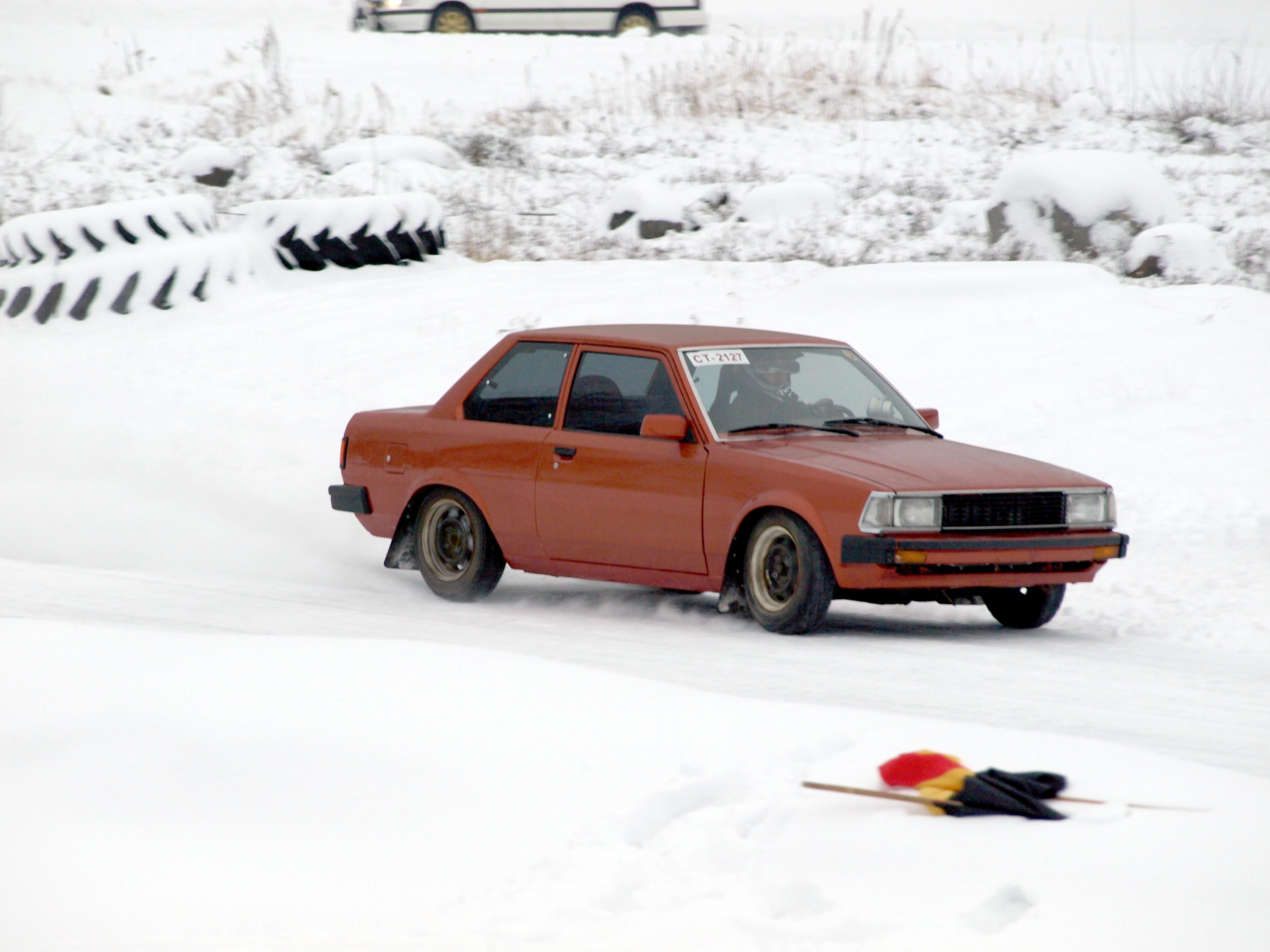 Radalle.com jÃ¤Ã¤ratapÃ¤ivÃ¤ 24.1.2009 HyvinkÃ¤Ã¤, Toyota Corolla KE70 DX